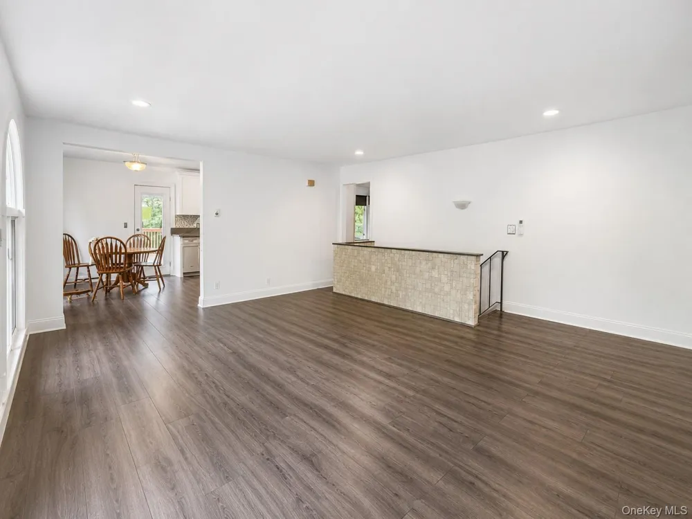 33 Buckingham Circle Rock Hill, NY 12775