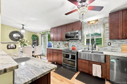 842 Ulster Heights Road