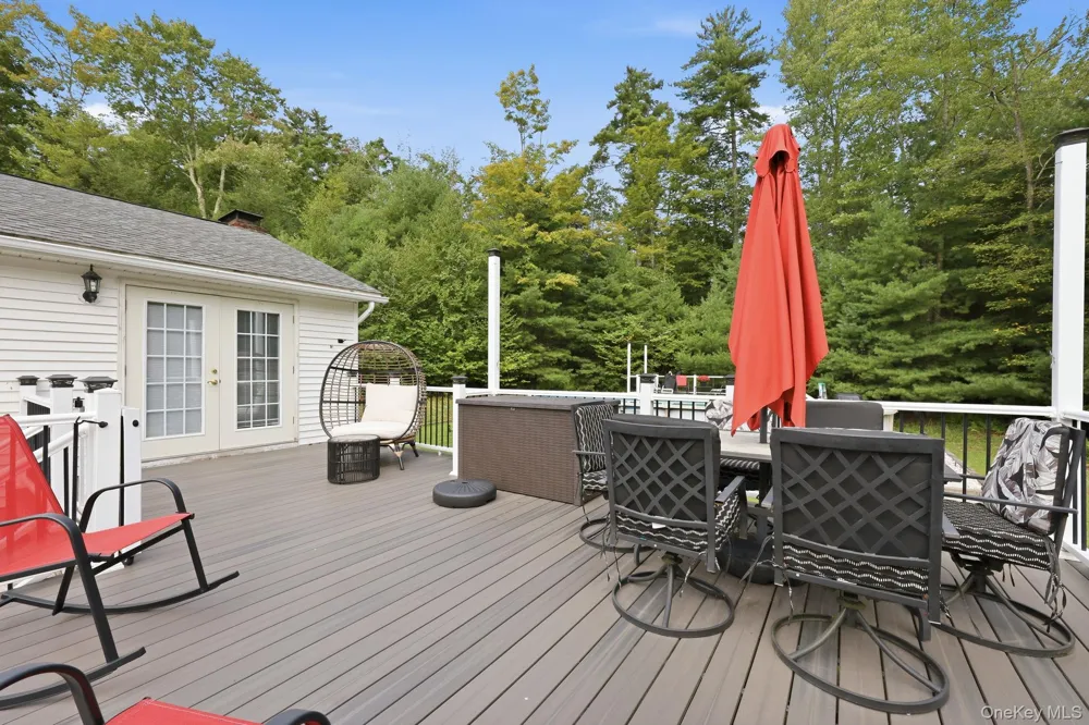 842 Ulster Heights Road Ellenville, NY 12428