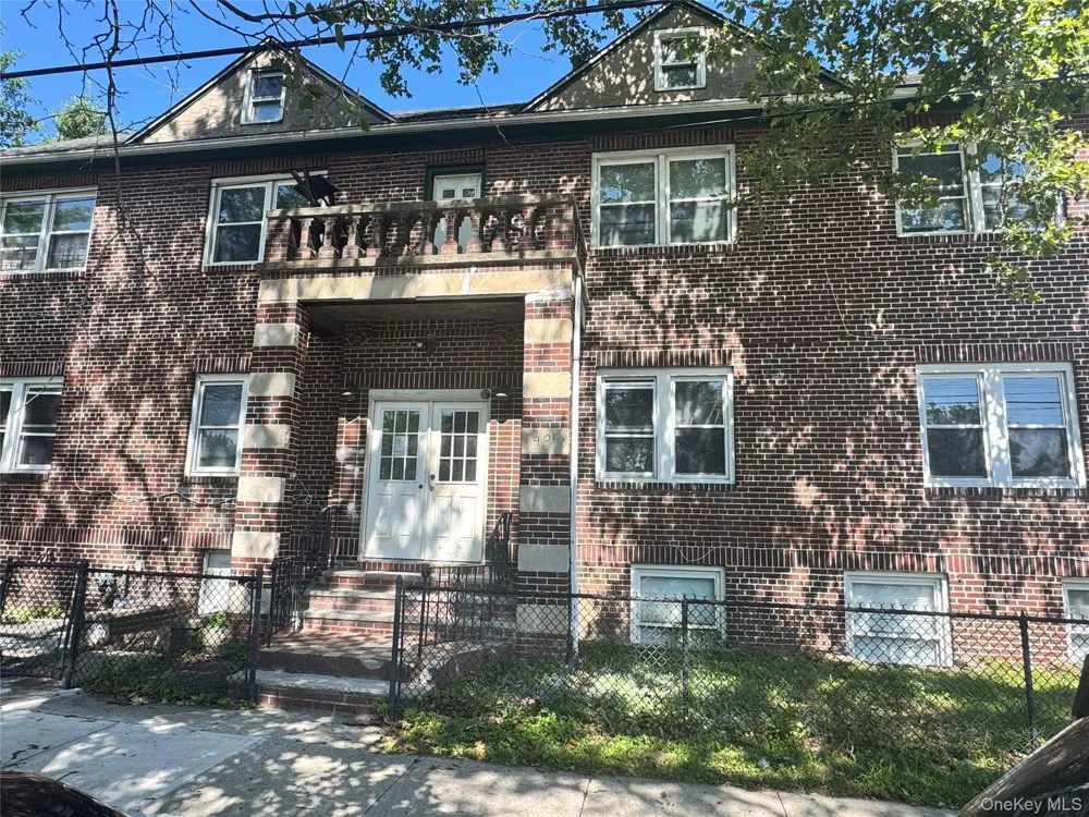 401 S 7th Avenue #2A Mount Vernon, NY 10550