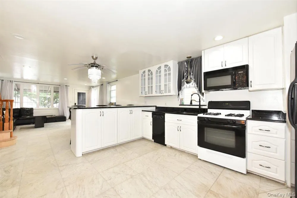119-26 Inwood Street Jamaica, NY 11436