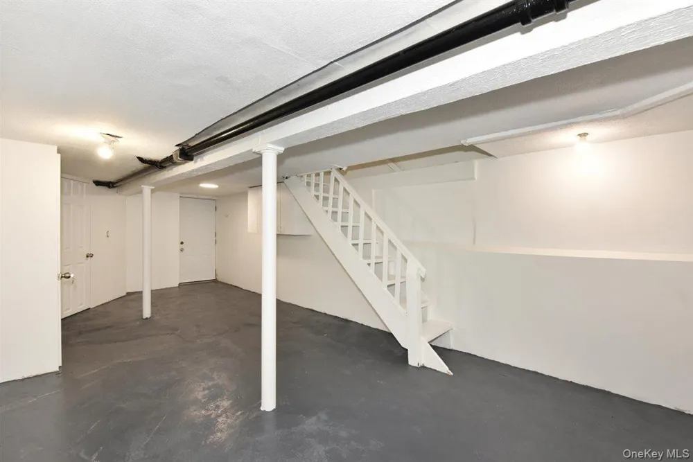 119-26 Inwood Street Jamaica, NY 11436