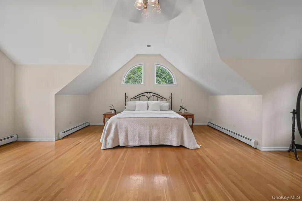 276 Daisy Lane Carmel, NY 10512