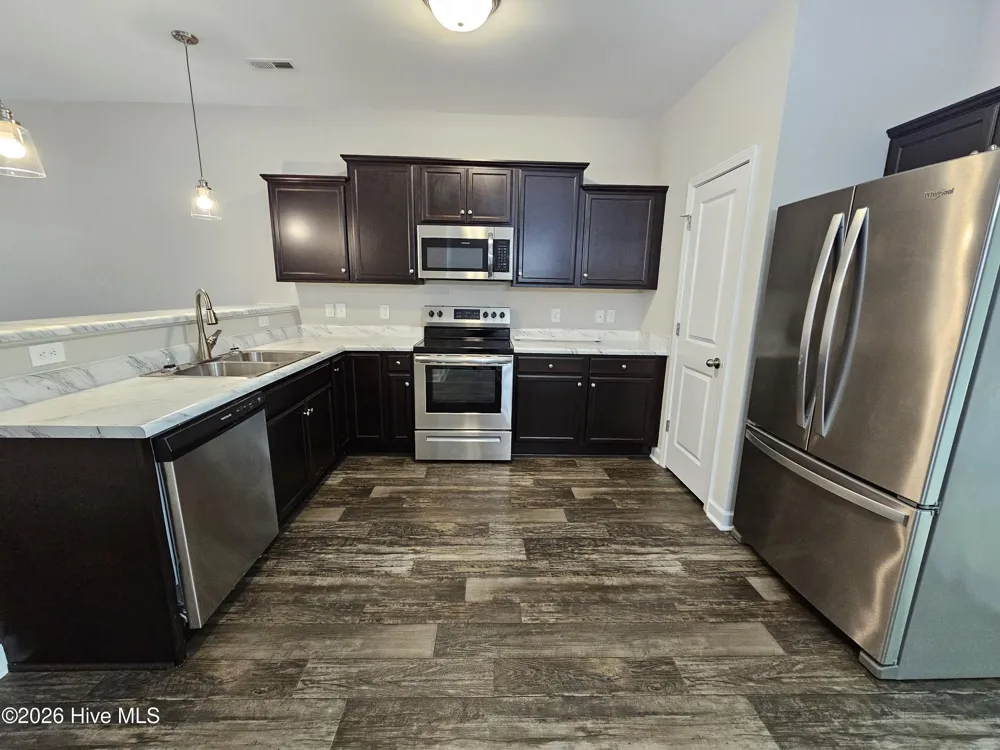 12 Jaydn Drive W Jacksonville, NC 28546