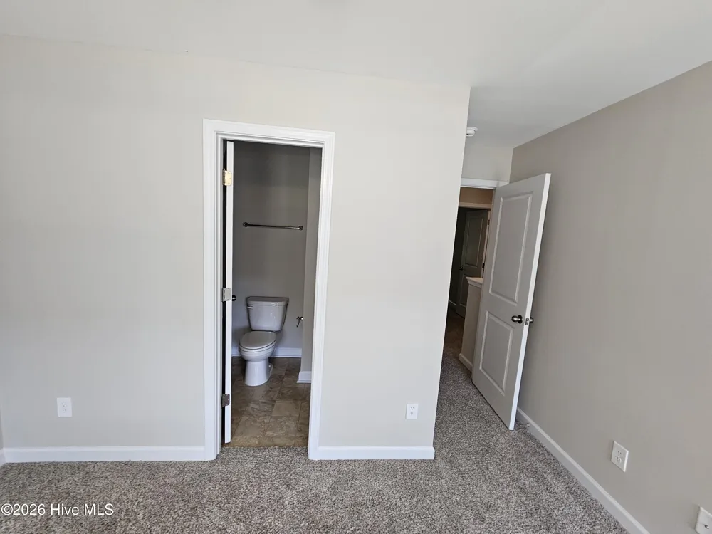12 Jaydn Drive W Jacksonville, NC 28546