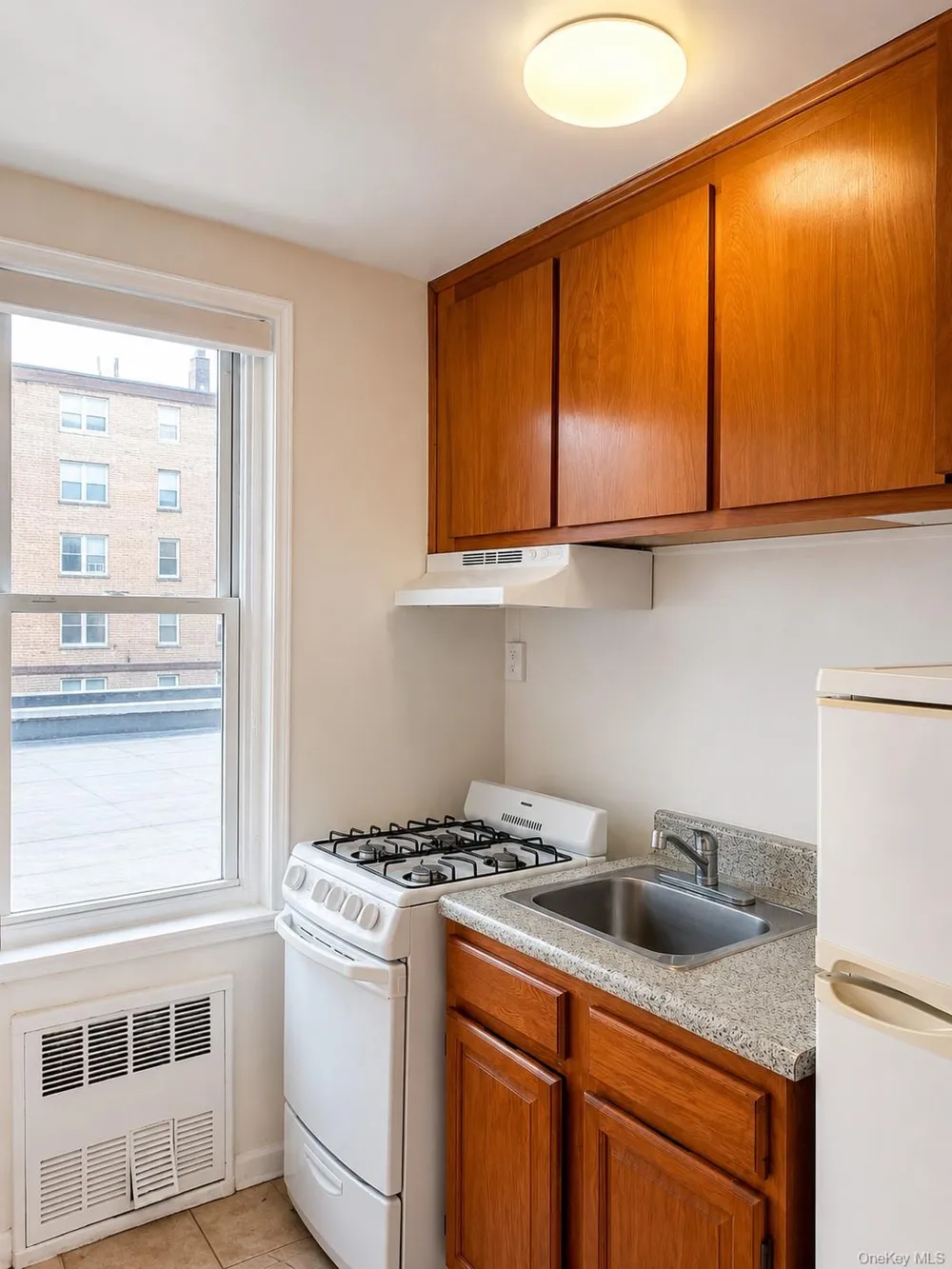 1332 Metropolitan Avenue Bronx, NY 10462