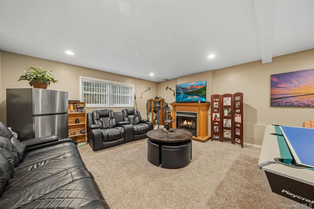 4 Ross Lane Sparrowbush, NY 12780
