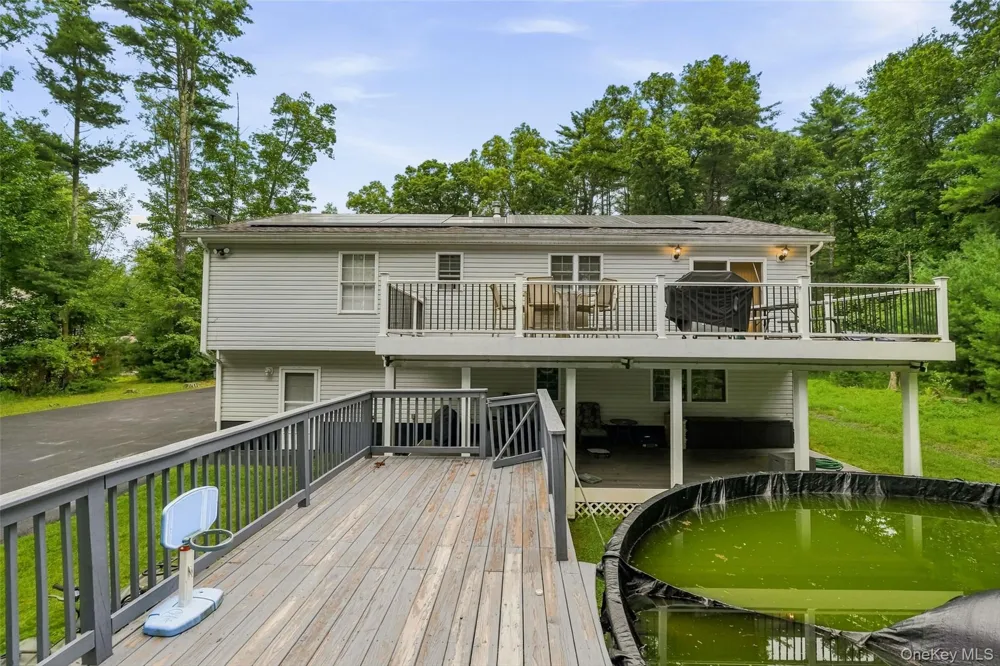 4 Ross Lane Sparrowbush, NY 12780
