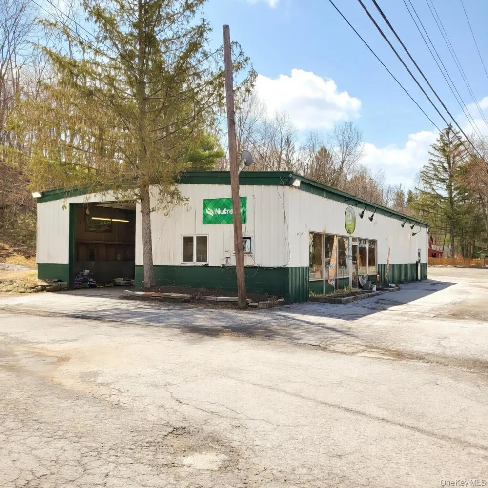 609 Route 208 Gardiner, NY 12525