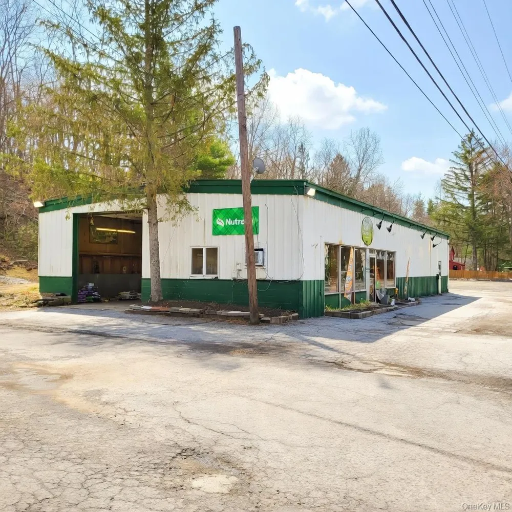 609 Route 208 Gardiner, NY 12525
