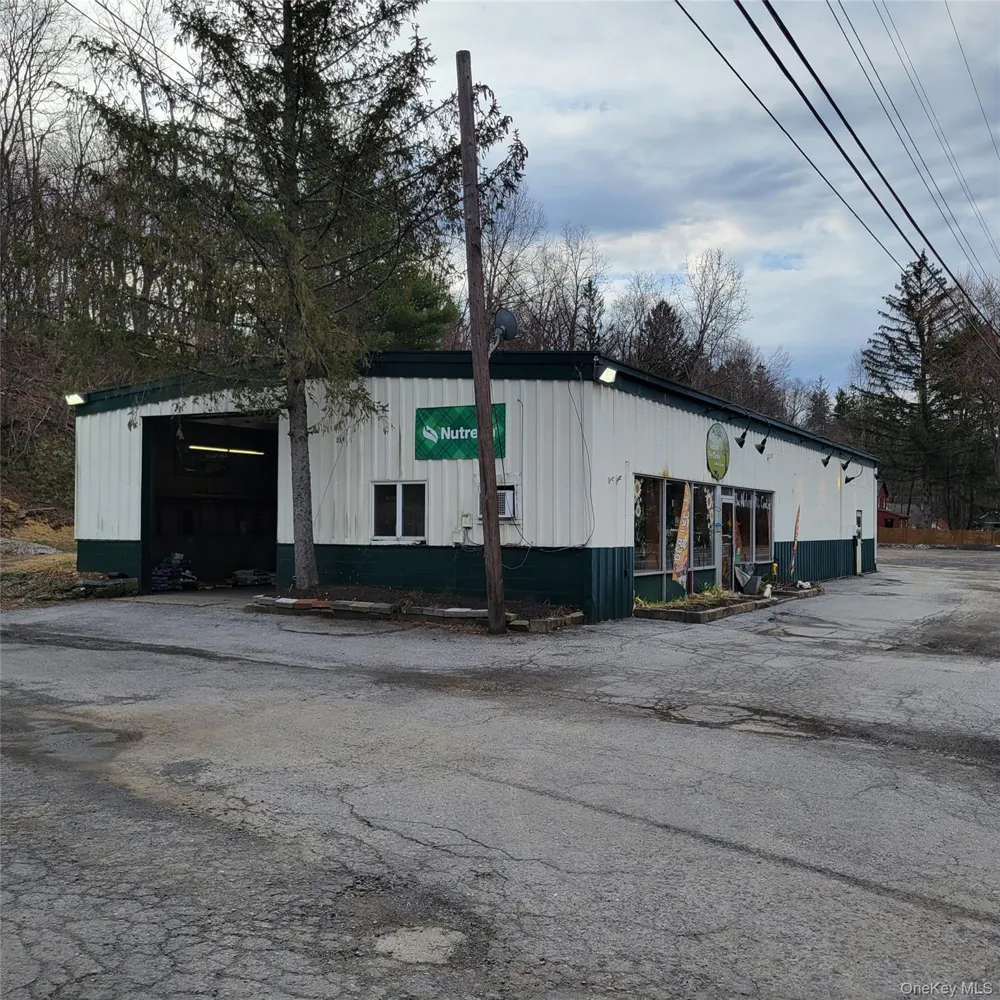 609 Route 208 Gardiner, NY 12525