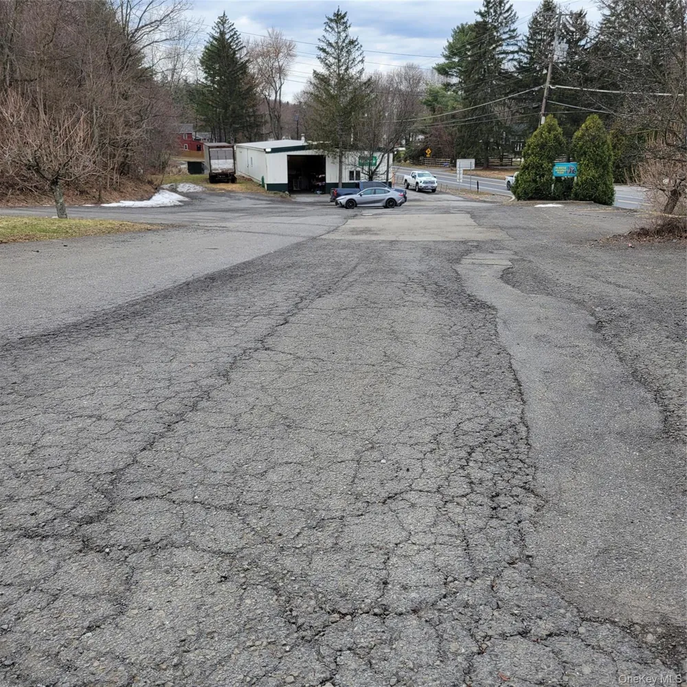 609 Route 208 Gardiner, NY 12525