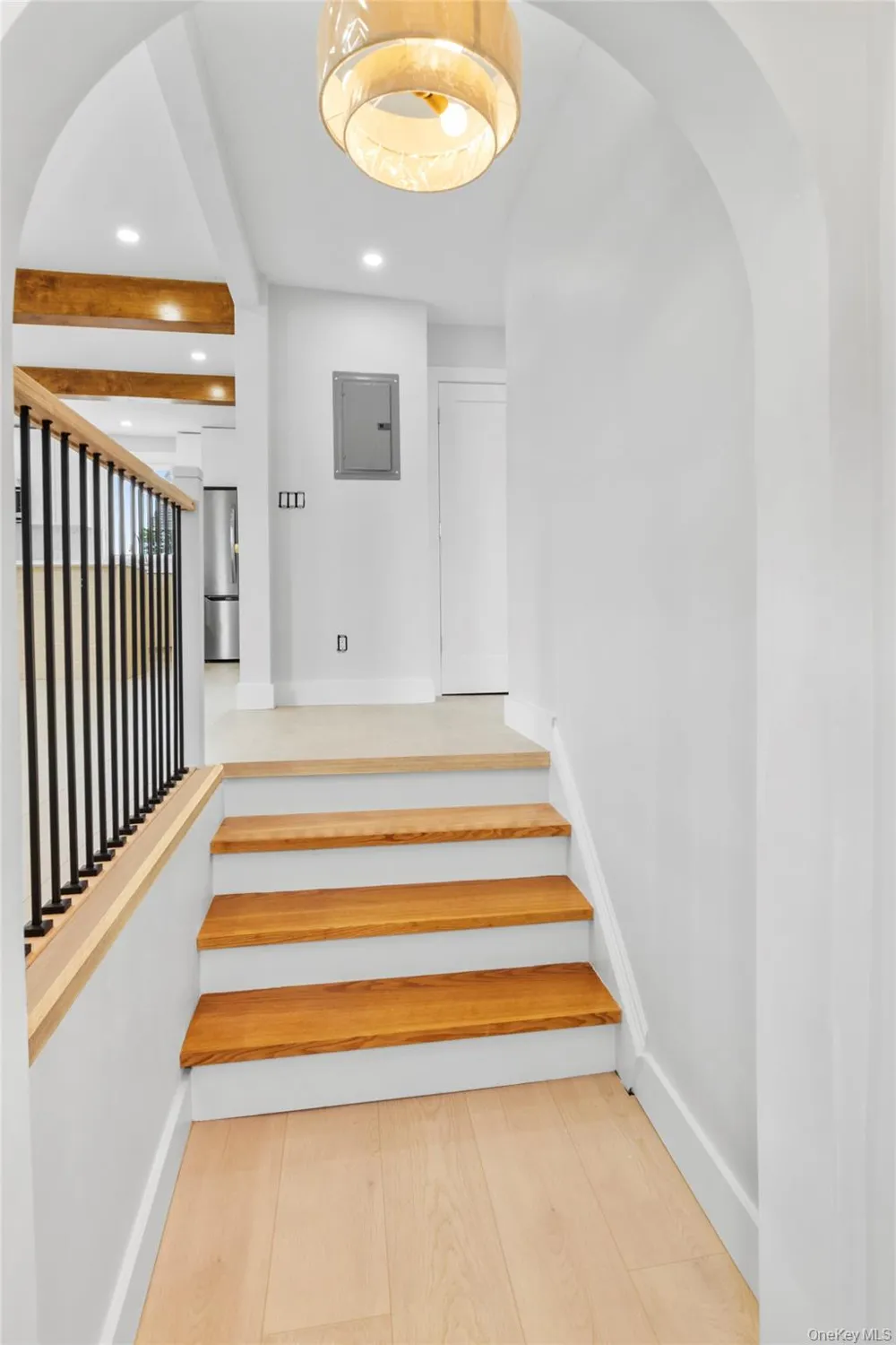 265 E Pine Street #Upper Long Beach, NY 11561