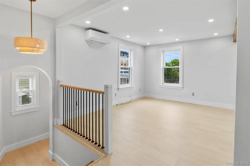 265 E Pine Street #Upper Long Beach, NY 11561