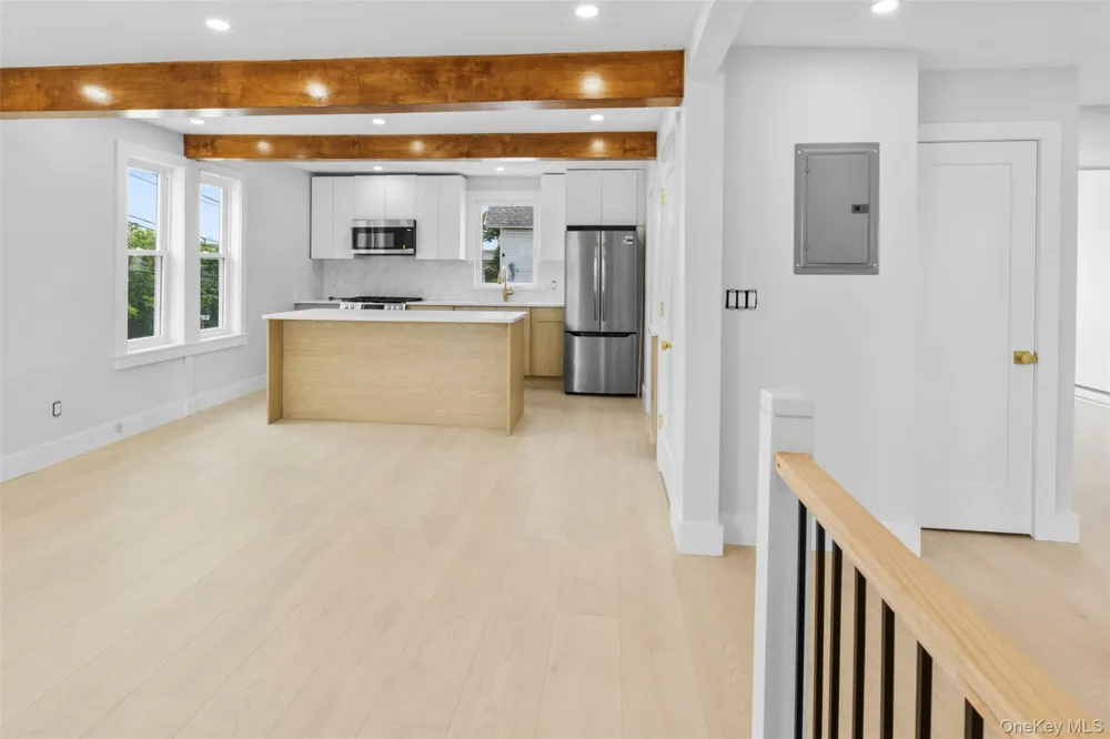 265 E Pine Street #Upper Long Beach, NY 11561