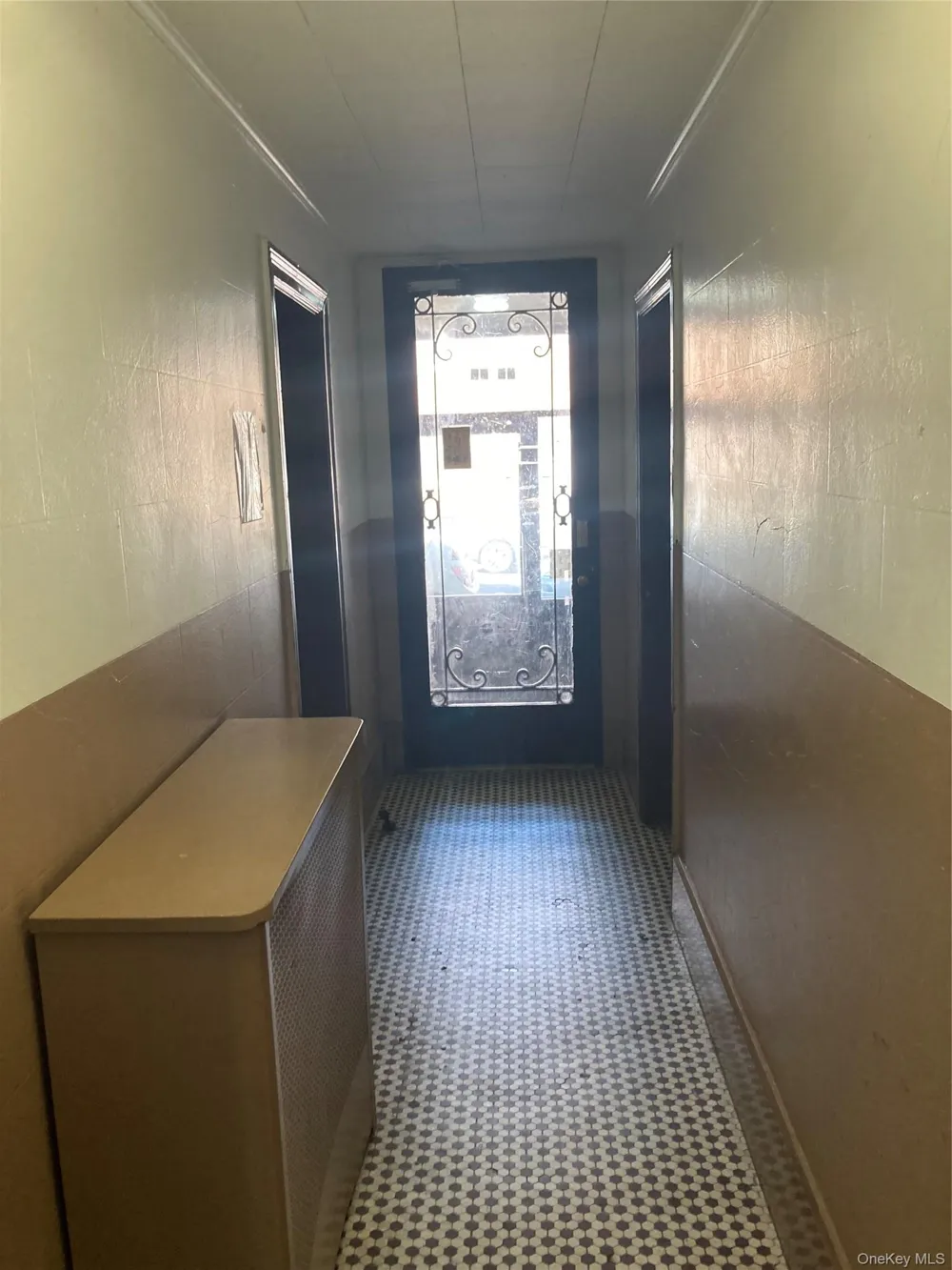 7221 67th Street Ridgewood, NY 11385