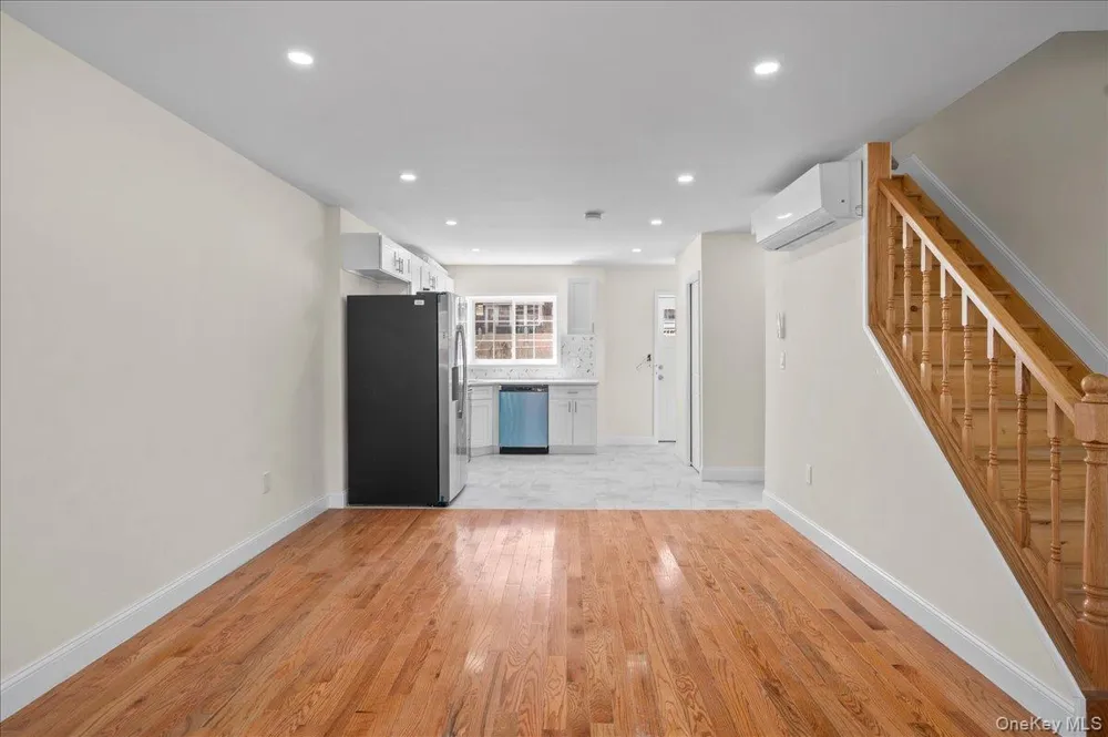 1302 E 223rd Street Bronx, NY 10466