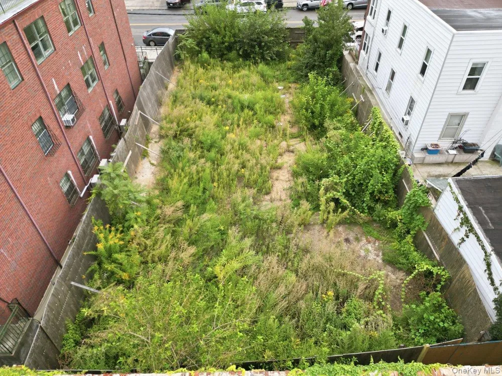 6710 15th Avenue Brooklyn, NY 11219