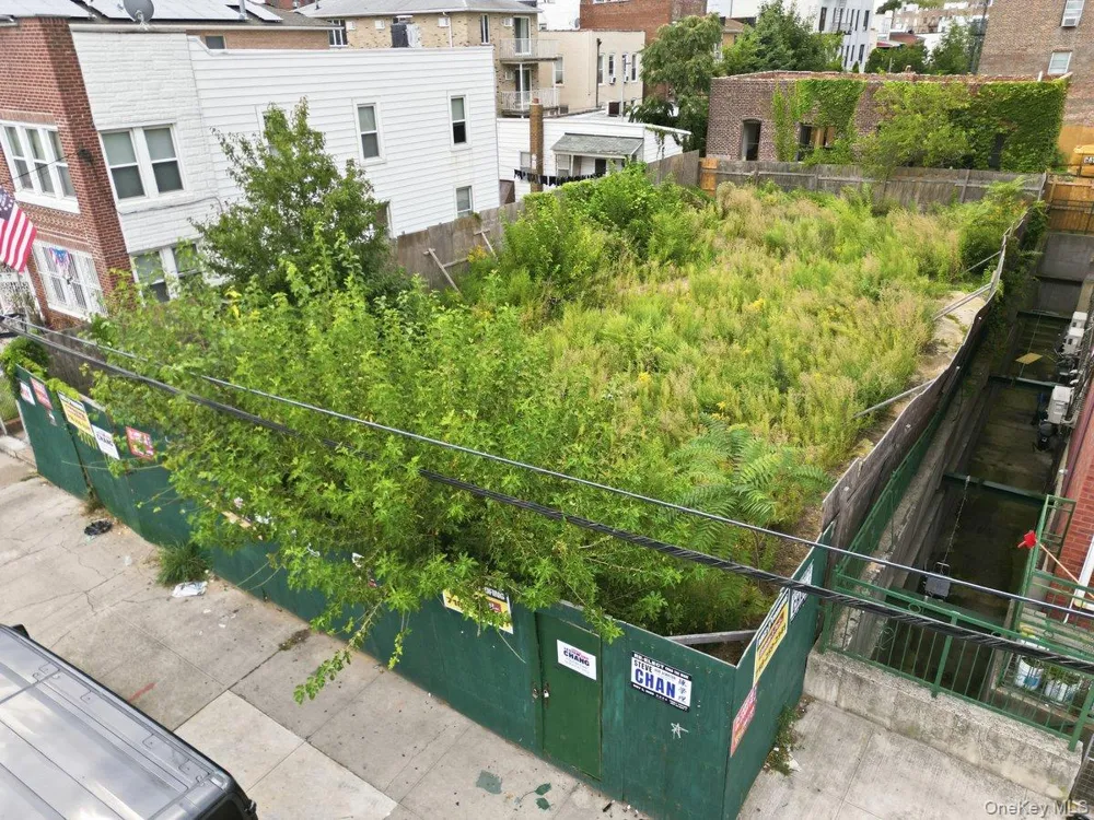 6710 15th Avenue Brooklyn, NY 11219