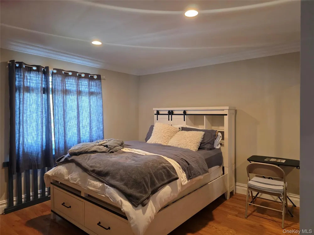 355 E Market Street #Upper Long Beach, NY 11561