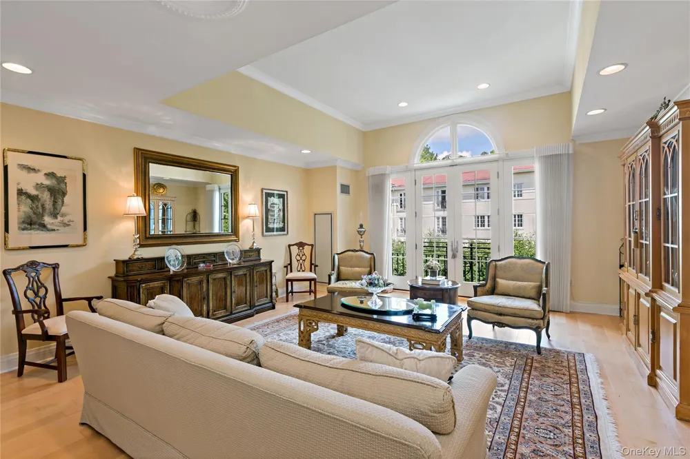 427 Trump Park Shrub Oak, NY 10588