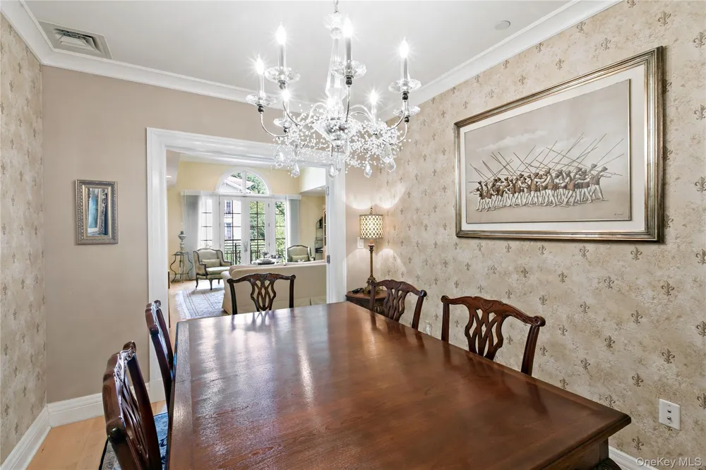 427 Trump Park Shrub Oak, NY 10588