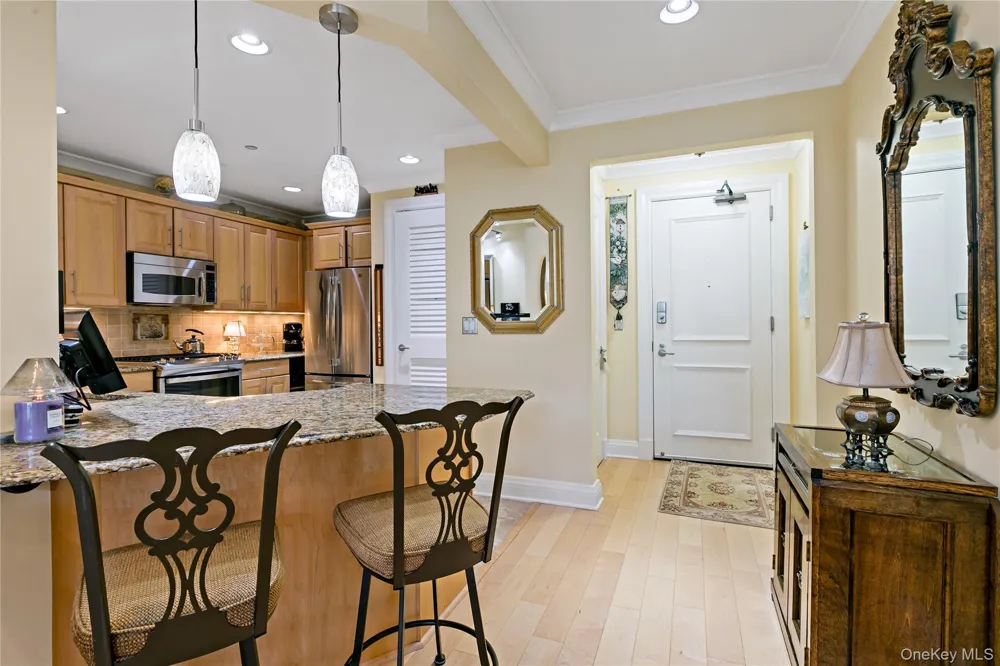 427 Trump Park Shrub Oak, NY 10588