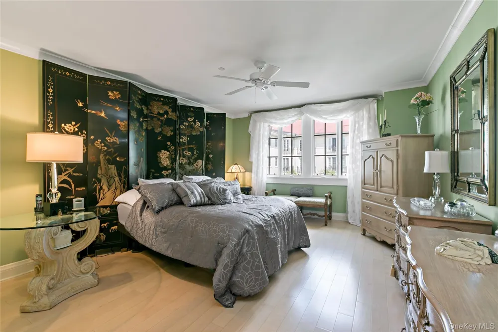 427 Trump Park Shrub Oak, NY 10588