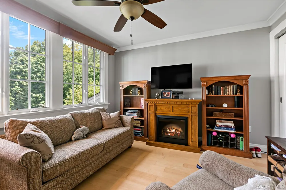 427 Trump Park Shrub Oak, NY 10588