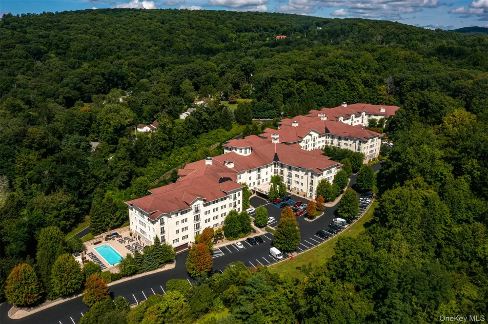 427 Trump Park Shrub Oak, NY 10588