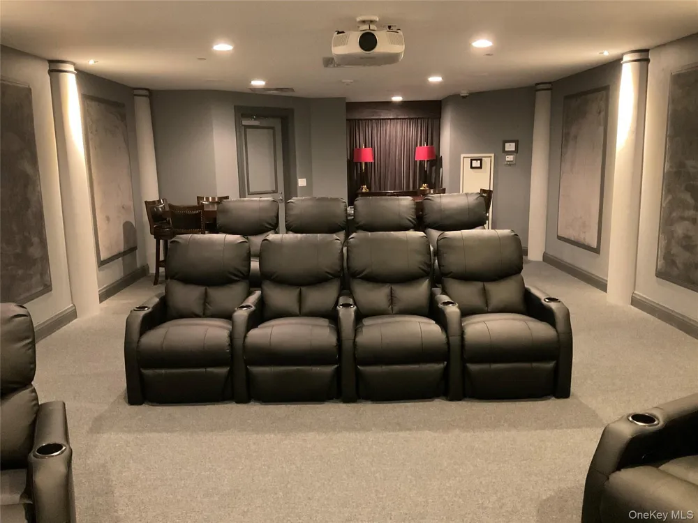 427 Trump Park Shrub Oak, NY 10588
