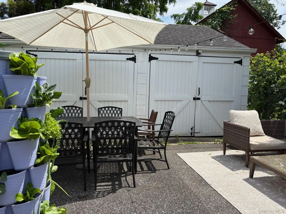 46 Sterling Court Huntington, NY 11743