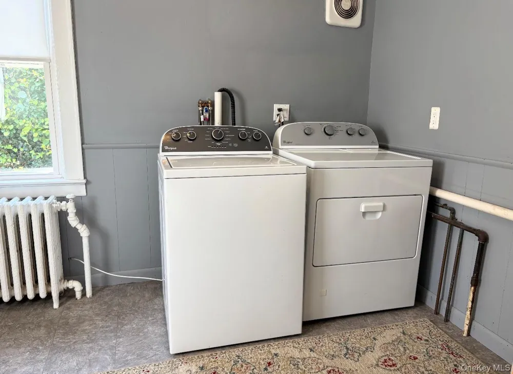 46 Sterling Court Huntington, NY 11743