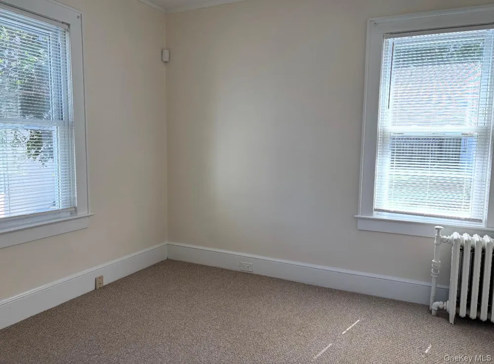 46 Sterling Court Huntington, NY 11743