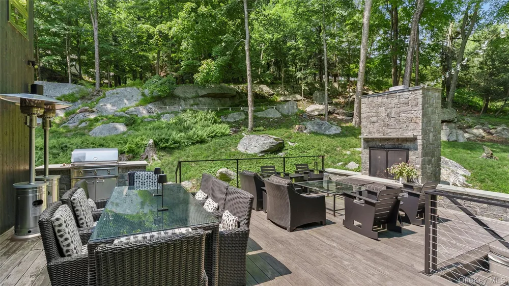 1114 Barrett Circle W Carmel, NY 10512