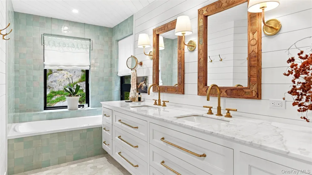 1114 Barrett Circle W Carmel, NY 10512