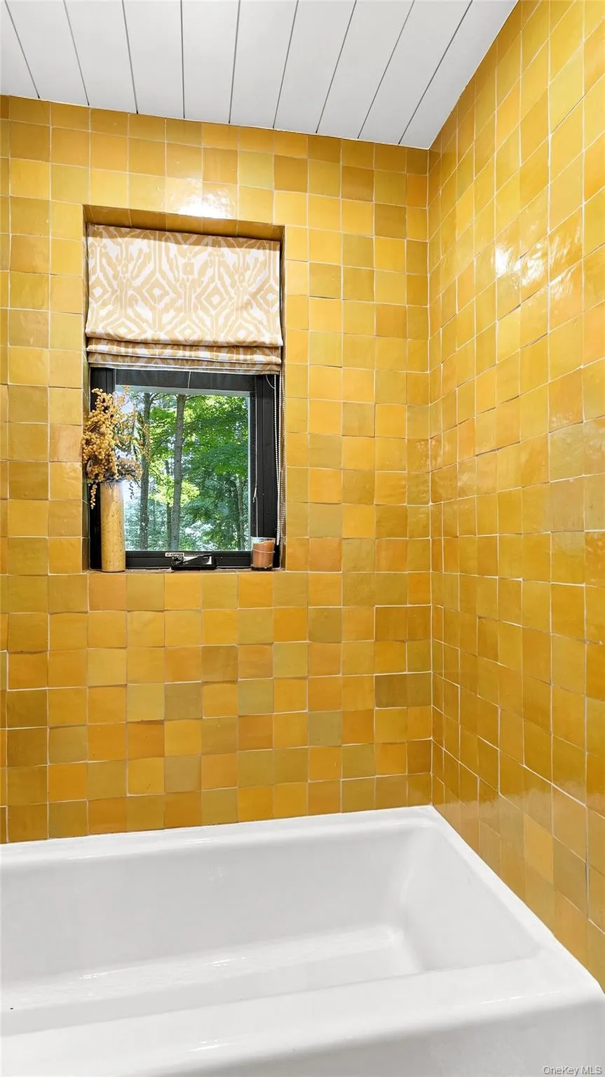 1114 Barrett Circle W Carmel, NY 10512