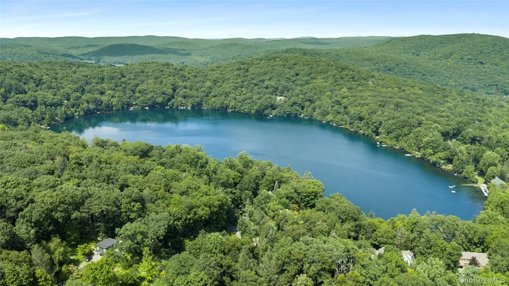 1114 Barrett Circle W Carmel, NY 10512