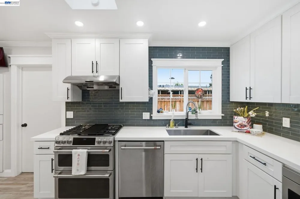 19162 Hathaway Ave San Lorenzo, CA 94541