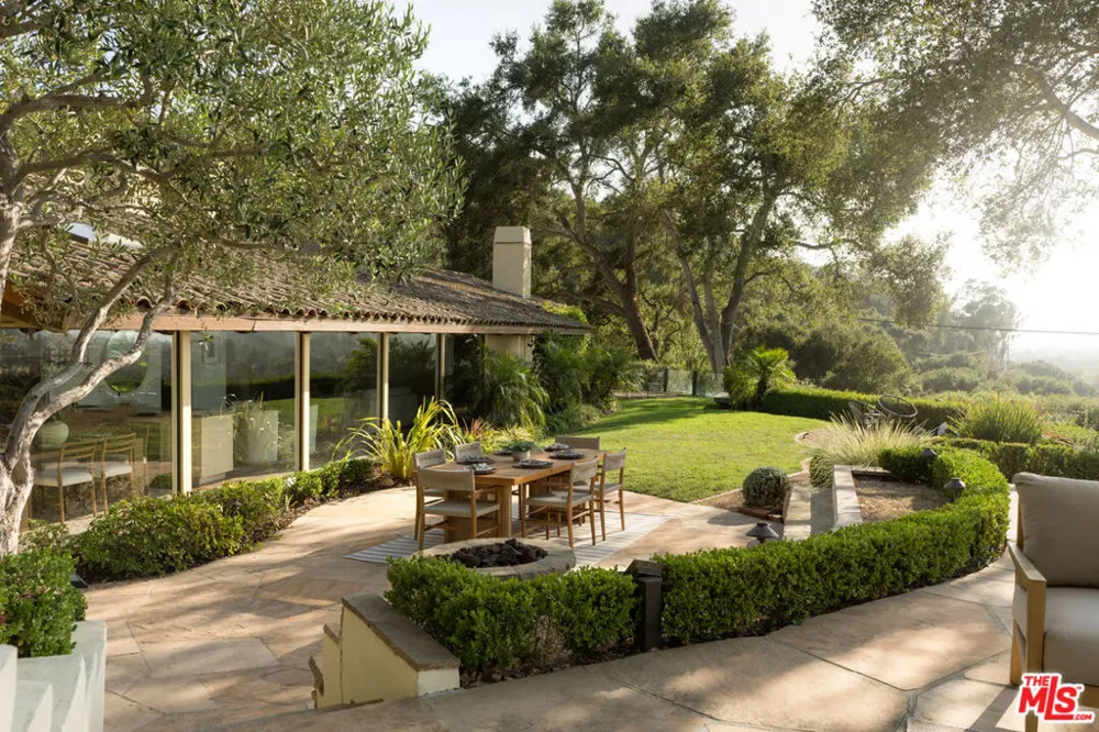 4585 Vieja Drive Santa Barbara, CA 93110