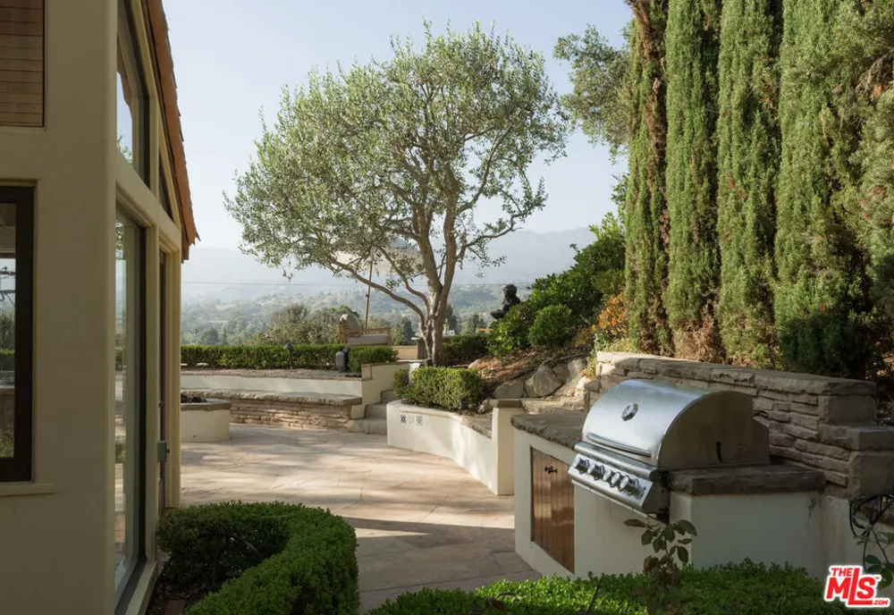 4585 Vieja Drive Santa Barbara, CA 93110