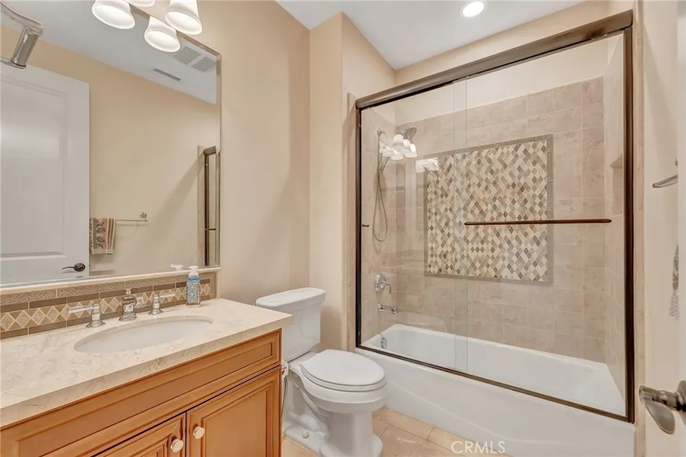 17441 Suffolk Lane Huntington Beach, CA 92649