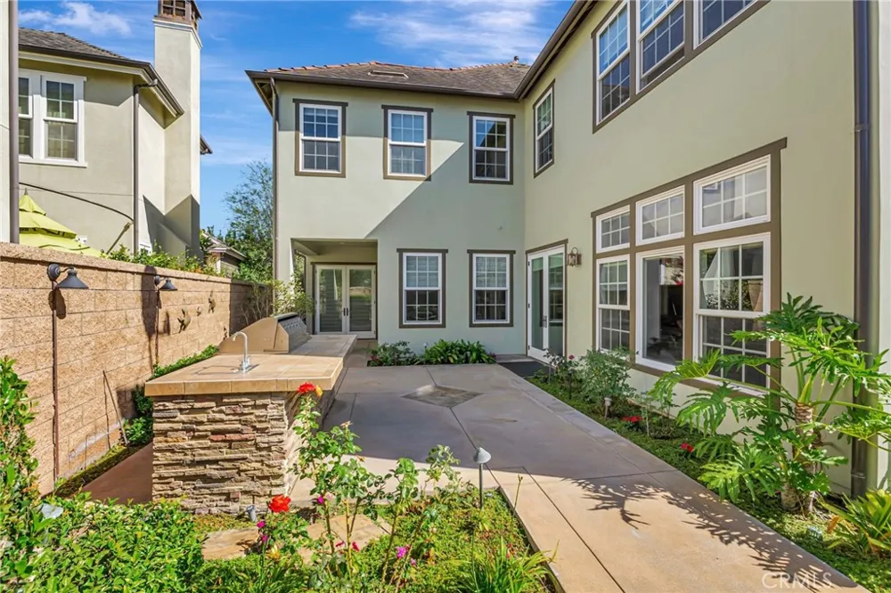 17441 Suffolk Lane Huntington Beach, CA 92649
