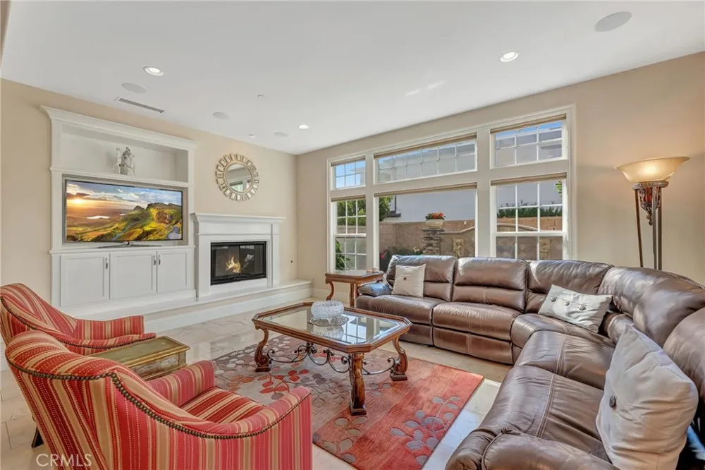 17441 Suffolk Lane Huntington Beach, CA 92649