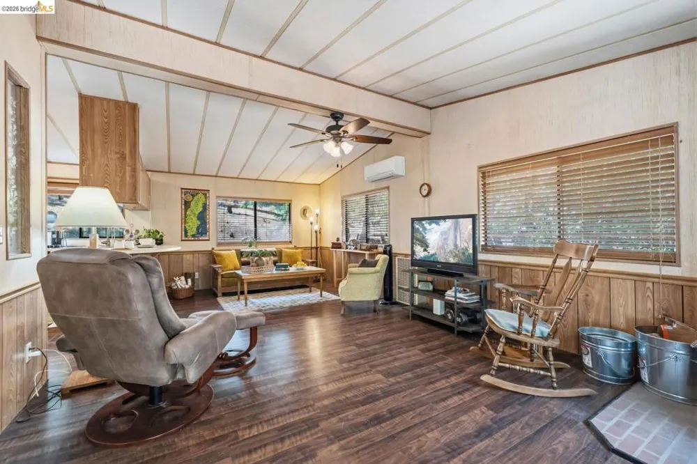 22748 Fuller RD Twain Harte, CA 95383