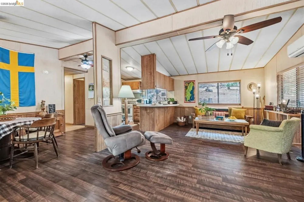 22748 Fuller RD Twain Harte, CA 95383