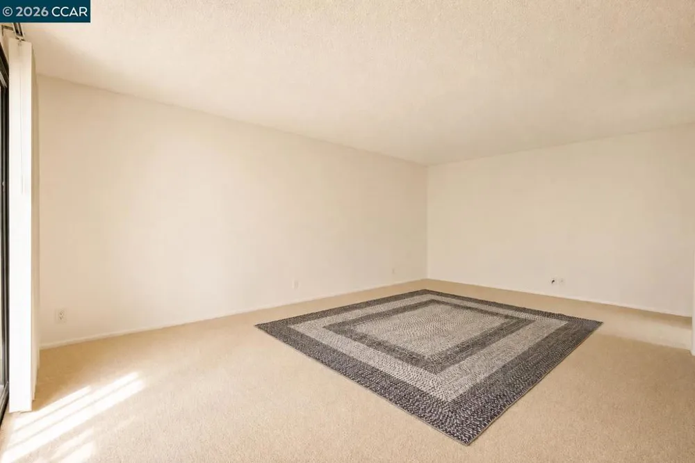 440 Civic Dr #203 Walnut Creek, CA 94596