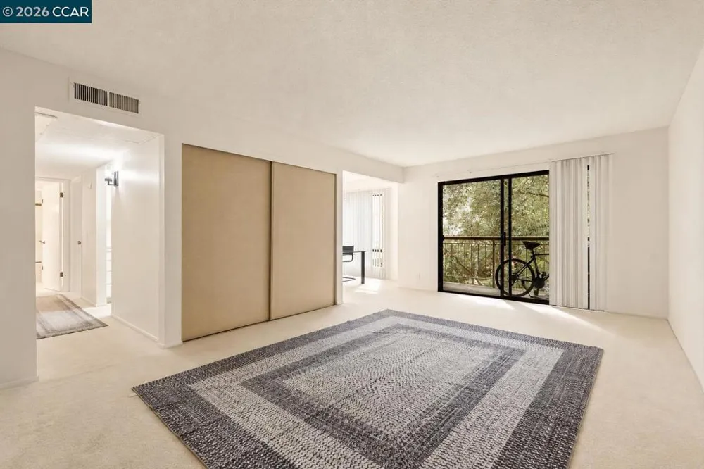 440 Civic Dr #203 Walnut Creek, CA 94596