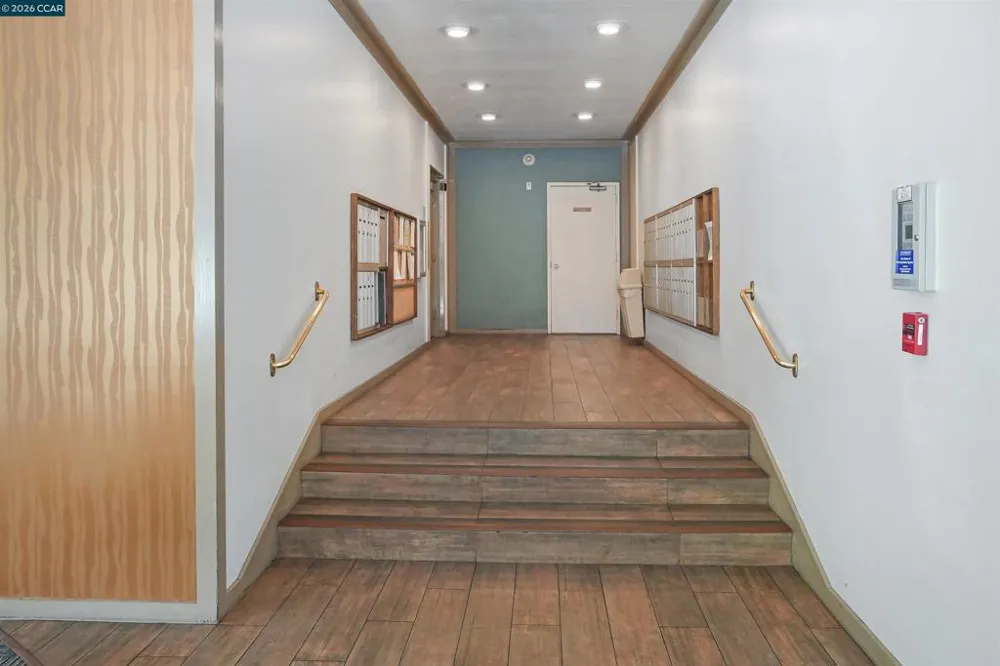 440 Civic Dr #203 Walnut Creek, CA 94596