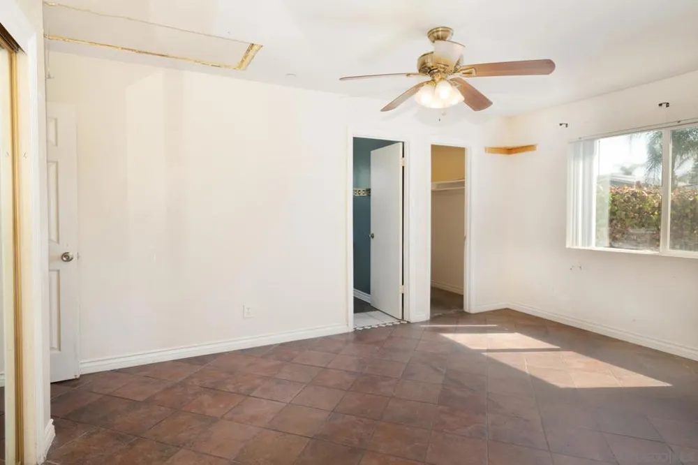 1460 E Lexington El Cajon, CA 92019